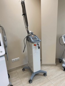 Аппарат для лазерного омоложения кожи