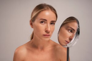 Какой препарат выбрать для коррекции скул и подбородка